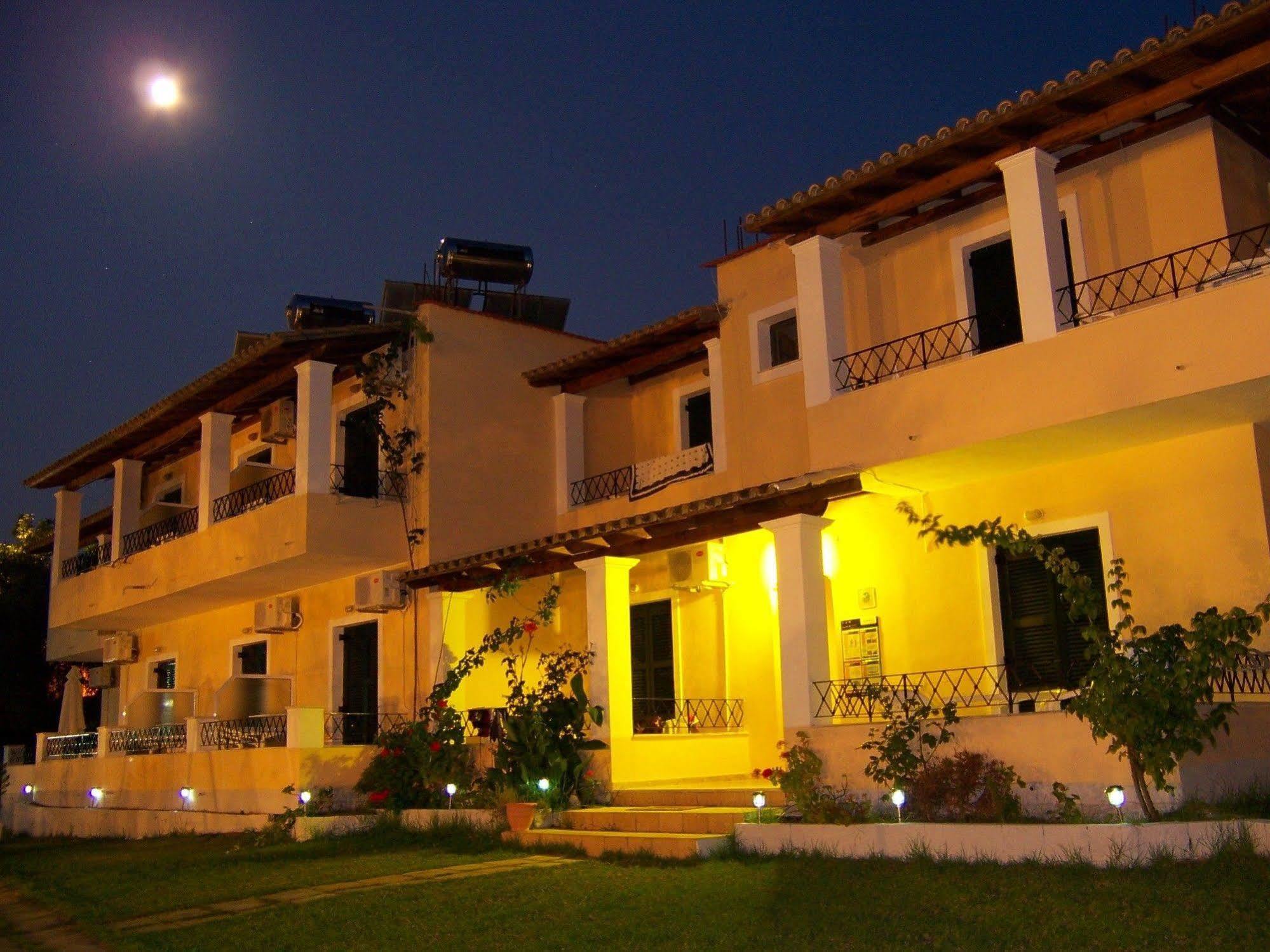 Rising Sun Apartments & Studios Benitses  Exterior foto